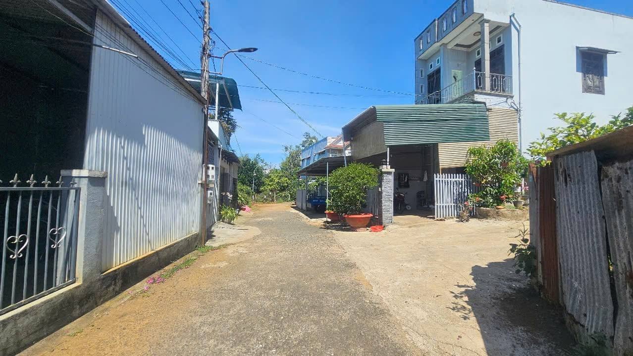 Đất nền Bảo Lộc 150m² giá 2.1 tỷ - Nở hậu, thuận tiện di chuyển!