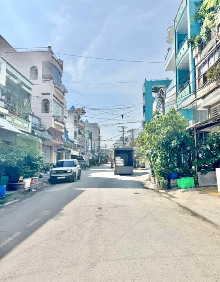 Nhà cấp 4 Hồng Bàng, Quận 11 - 30m² giá thỏa thuận - Ô tô vào tận nhà!