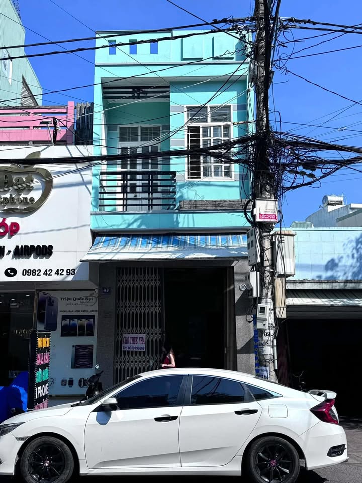 Cho thuê nhà mặt tiền Nguyễn Thái Học 47m² giá 12 triệu - Thích hợp làm văn phòng!