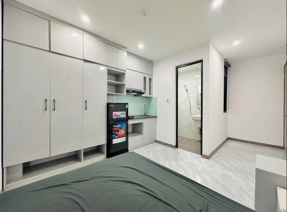 Phòng cho thuê tại 228 Tam Trinh, 25m² chỉ 4 triệu - Full nội thất, gần BKX!