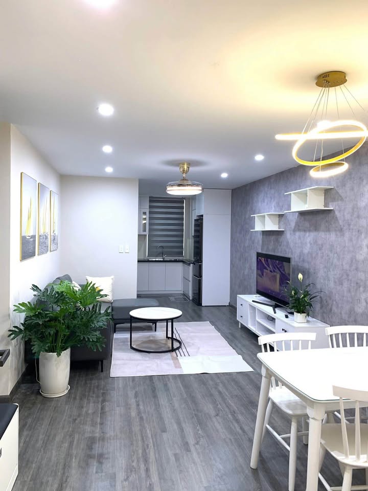 Căn hộ 2 ngủ tầng trung Tòa XP Star, Đan Phượng 62m² giá 4 tỷ - Dọn vào ở ngay!