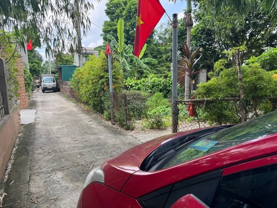 Đất Kim Sơn, Gia Lâm 40m² giá 2.7 tỷ - Ô tô đỗ cửa, sẵn sàng giao dịch!