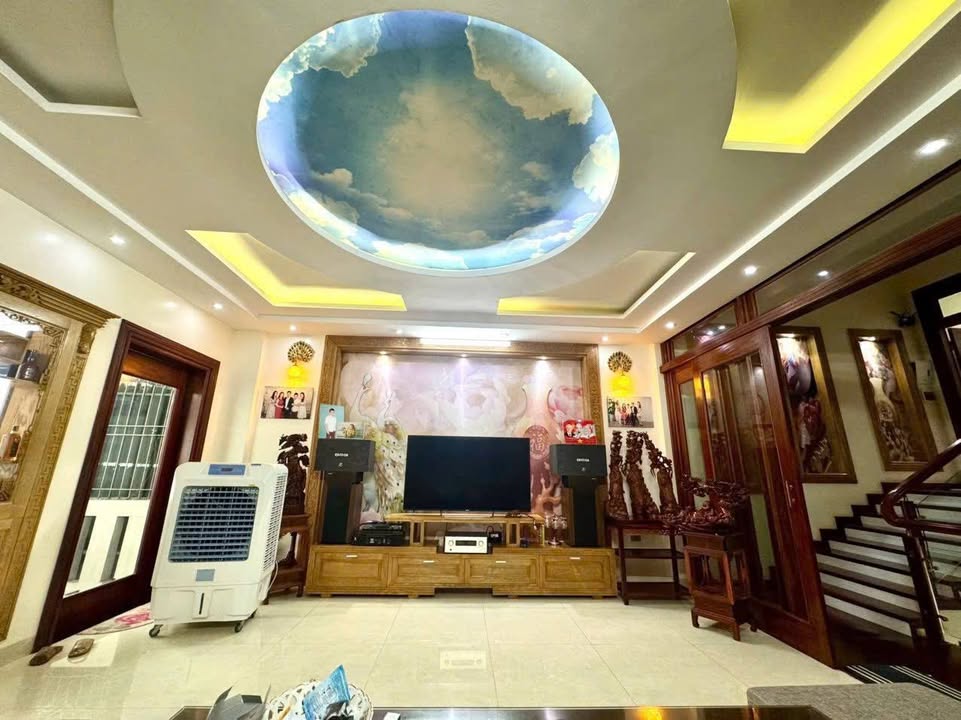 Nhà phố mặt tiền Lê Lợi, Hạc Thành 120m² giá 12 tỷ - Đầu tư sinh lời ngay!