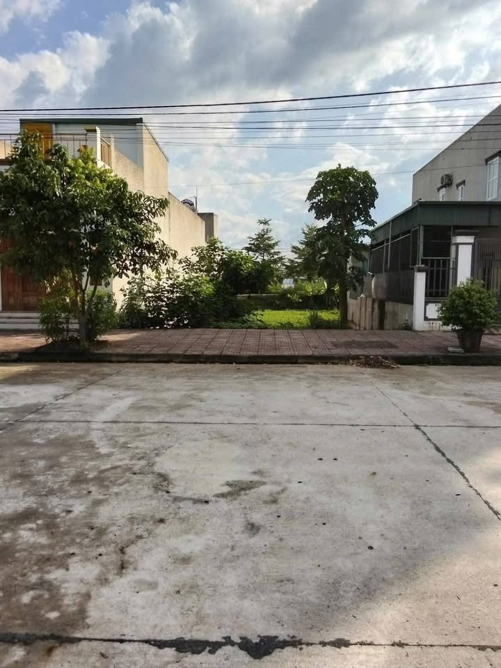 Đất nền tại Đông Hoa Lư, Ninh Bình 200m² giá 4 tỷ - Cơ hội đầu tư tốt!