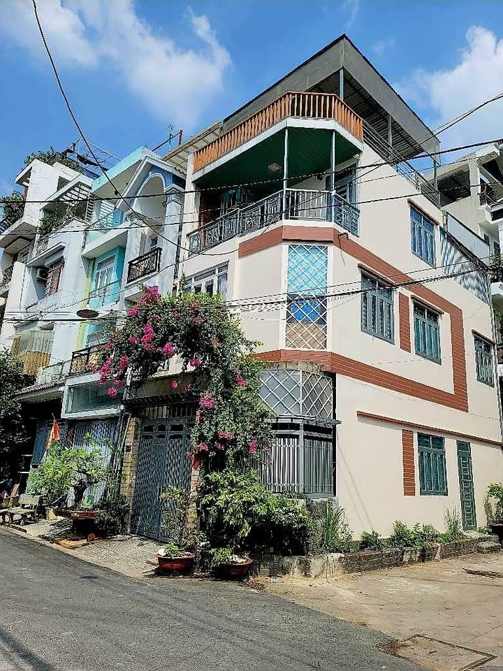 Nhà phố Lô góc Hà Huy Giáp, Q12, 68m² giá 7.5 tỷ - Kinh doanh đa ngành nghề!