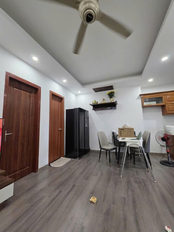 Căn hộ CT12 Kim Văn Kim Lũ, Hoàng Mai 3 phòng ngủ - Full nội thất chỉ 12 triệu!