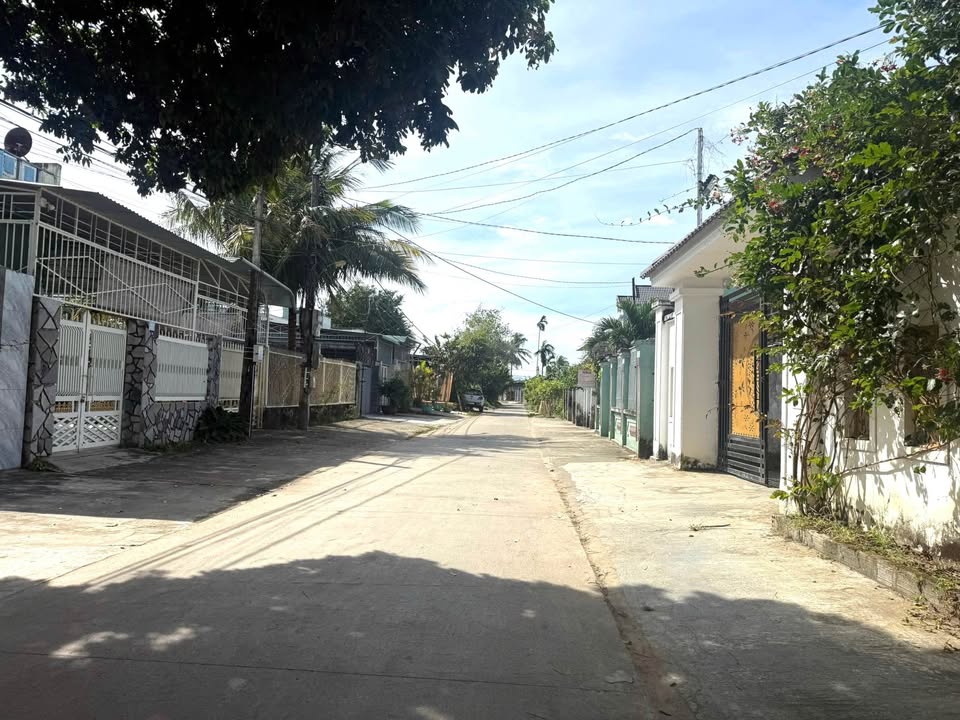 Đất nền chính chủ đường Mai Xuân Thưởng, P. Nguyễn Trãi, Kon Tum 190m² - Giá chỉ 780 triệu!