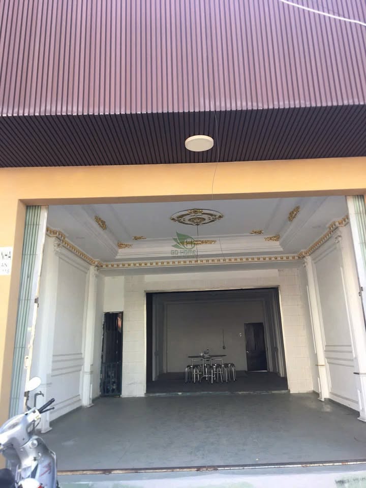 Mặt bằng kinh doanh cho thuê đường Lê Hồng Phong, Nha Trang 156m² - Vị trí đắc địa, tiện lợi!