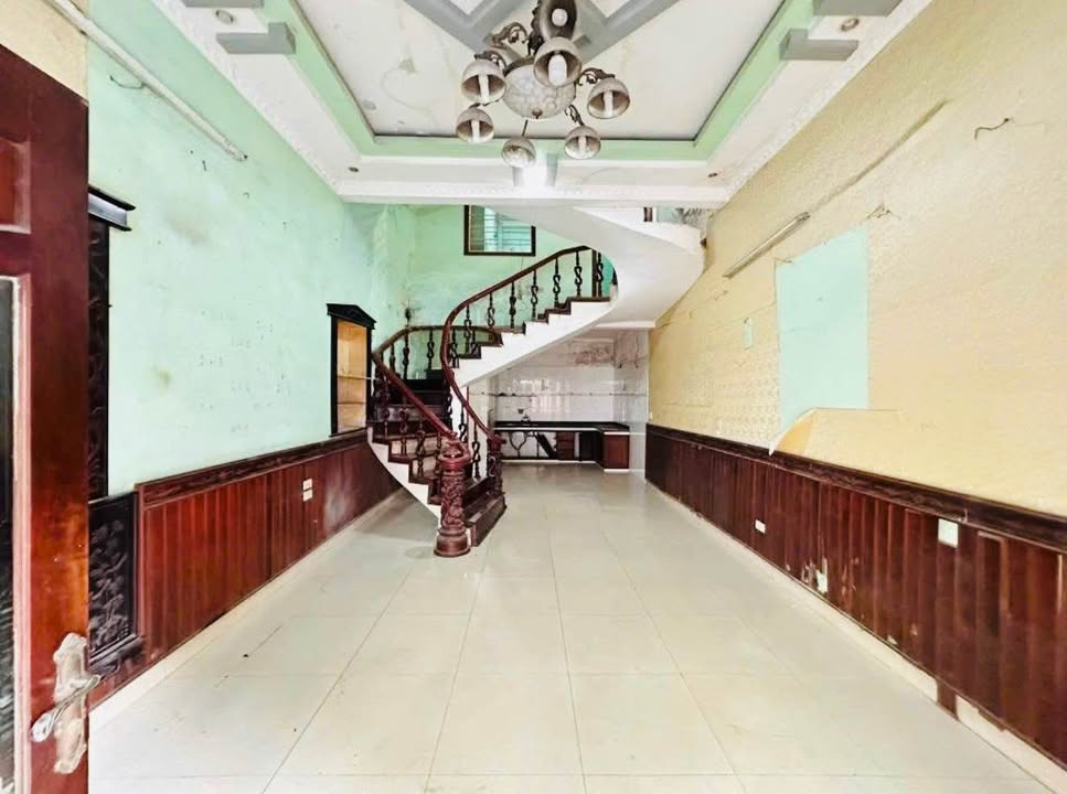 Bán nhà mặt đường Miếu Hai Xã, Hải Phòng 48m² giá 6.5 tỷ - Đầu tư sinh lời ngay!