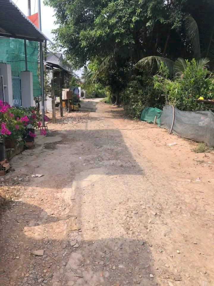 Đất ruộng 4.000m² tại Phước Thới, Ô Môn chỉ 370 triệu - Xe tải tới tận nơi!