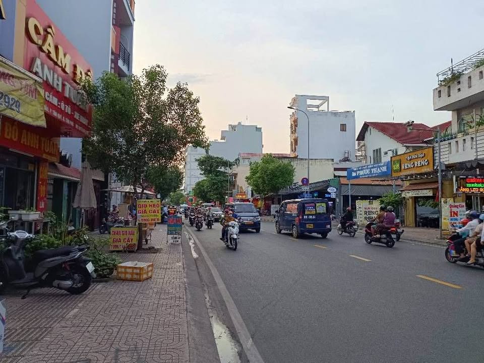 Nhà mặt tiền kinh doanh Gò Dầu, Tân Phú, DT 245m² giá 36 tỷ - Cơ hội đầu tư sinh lời