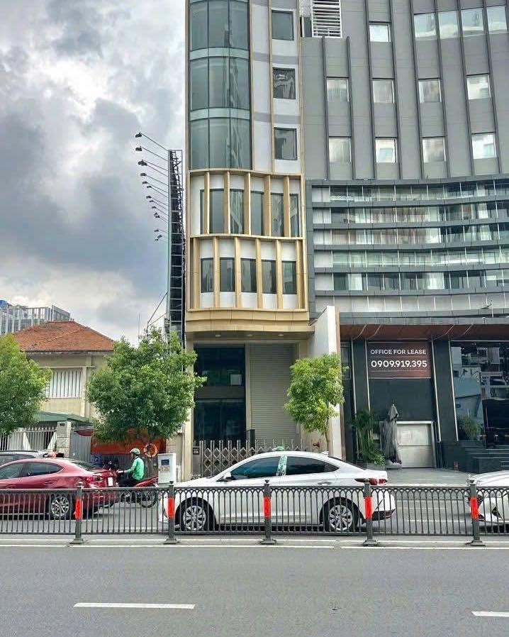 Tòa nhà FrontHouse 191 Nam Kỳ Khởi Nghĩa, Quận 3 - Giá chỉ 145 tỷ, cơ hội đầu tư sinh lời!