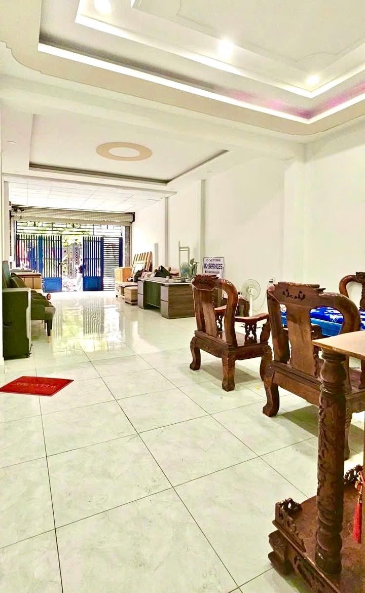 Nhà 3 tầng mặt tiền Đường 13, Linh Xuân, 100m² giá 6.95 tỷ - Phù hợp làm văn phòng, công ty