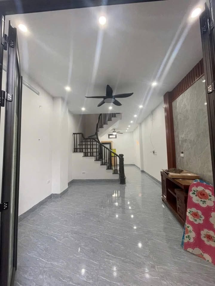 Nhà mới xây Liên Ninh Thanh Trì 30m² giá 4 tỷ - Đón chào gia đình mới!