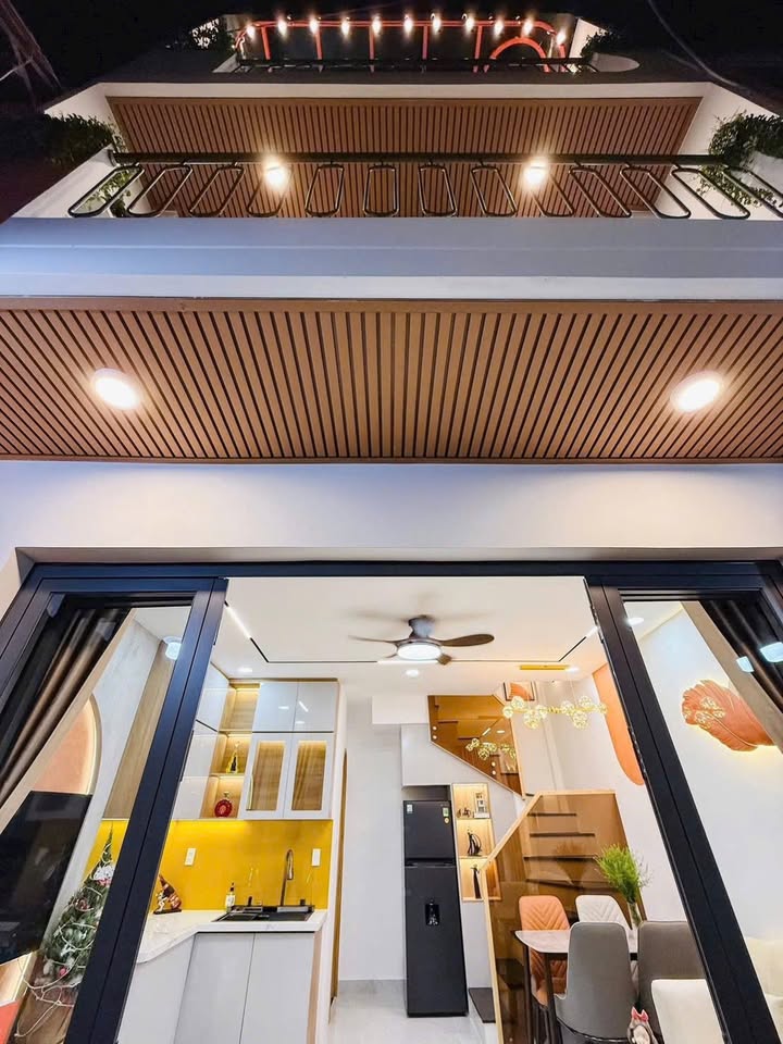 Nhà 3 Tầng Đinh Bộ Lĩnh, Bình Thạnh 74.2m² giá 5.28 tỷ - Tặng thêm lộc cho chủ mới!