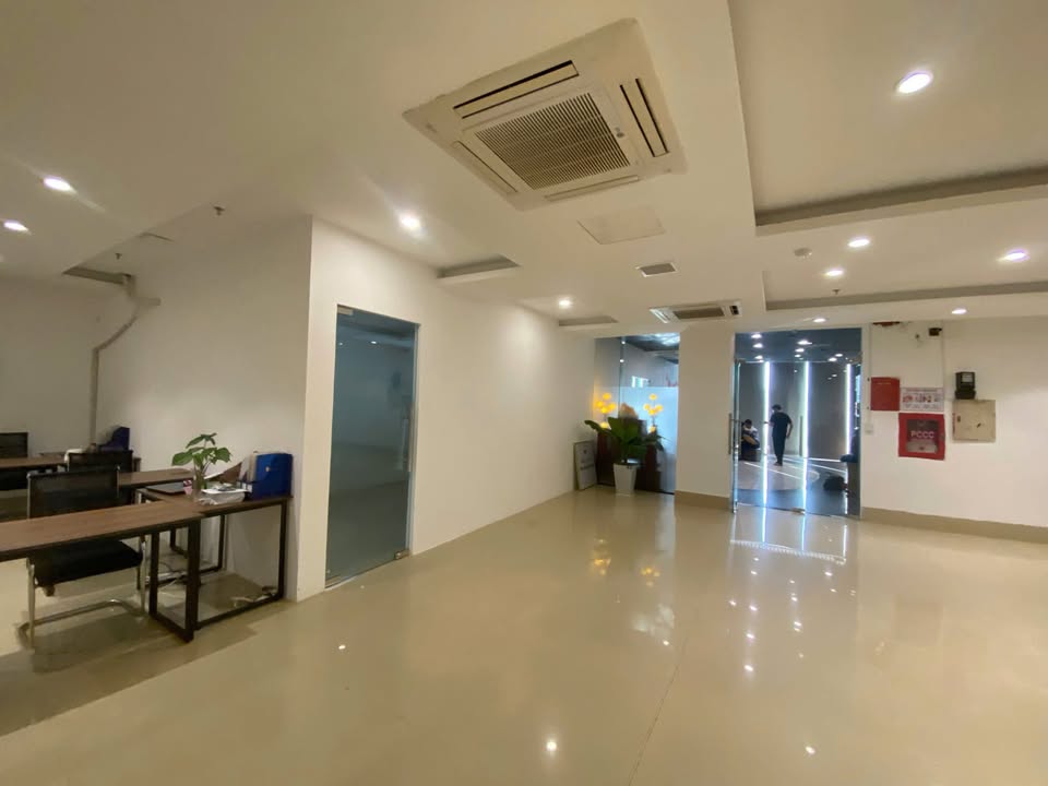 Văn phòng cho thuê Trần Hưng Đạo Hải Châu 300m² giá 33 triệu - Sẵn sàng làm việc ngay!