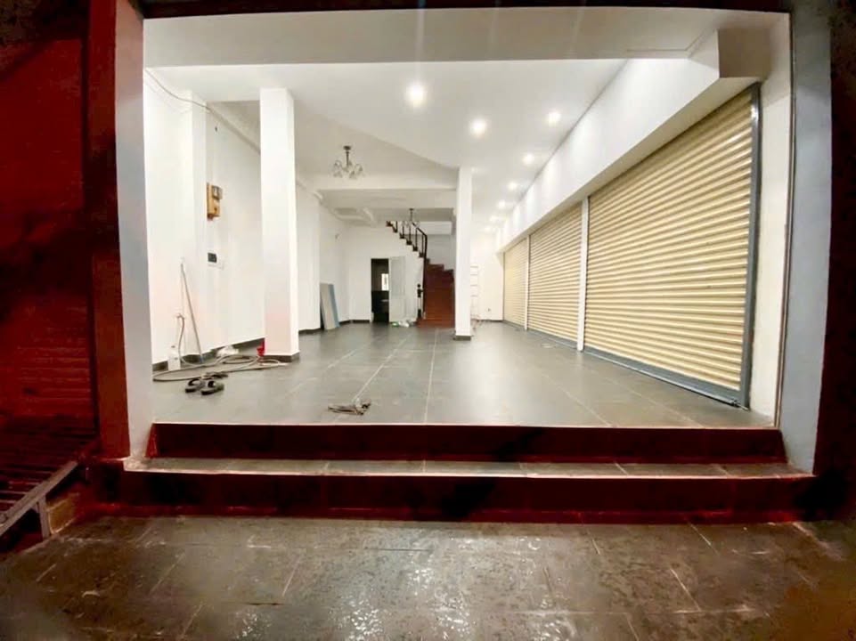 Nhà phố 3 tầng Nguyễn Văn Thương 60m² giá 11 tỷ - Lô góc kinh doanh sầm uất!