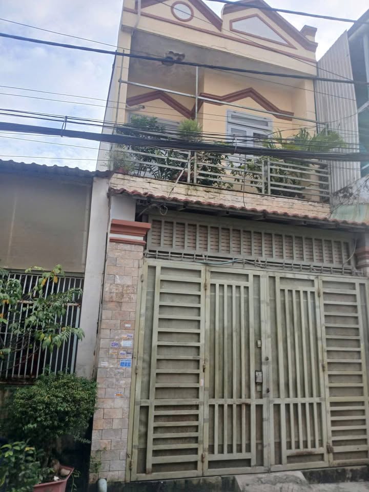 Nhà 2 tầng 76m² tại ấp 4 Vĩnh Lộc B, Bình Chánh - Giá 3 tỷ, thương lượng