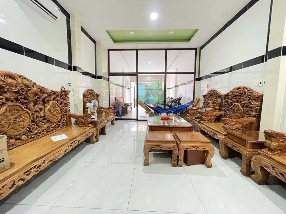 Chính chủ bán CHDV 12 phòng tại Lê Văn Khương, 108m² - Giá tốt trong ngày!
