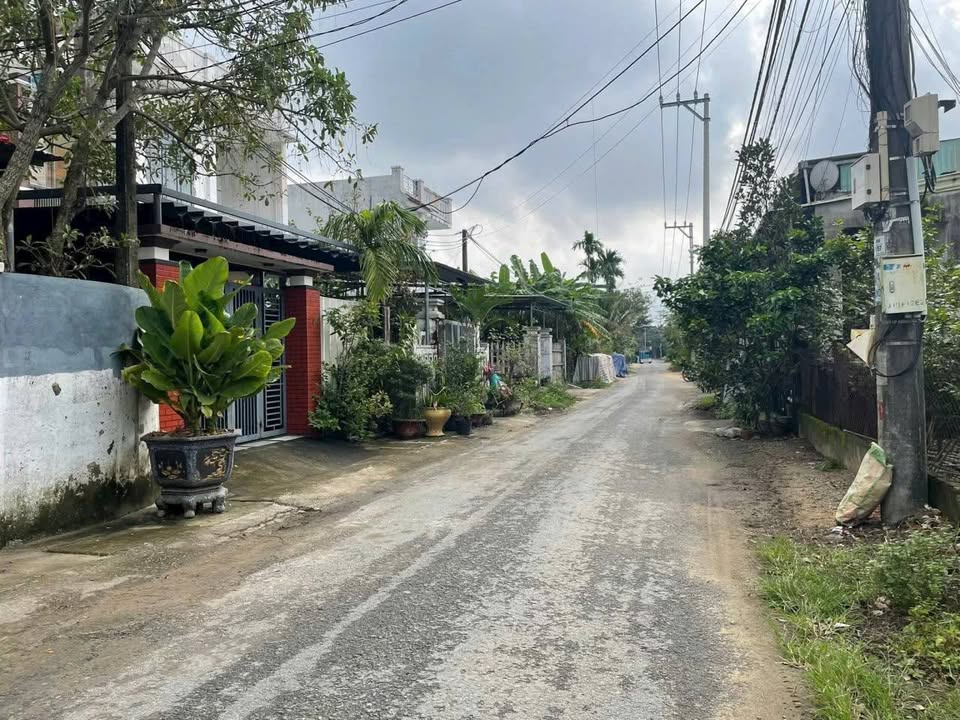 Đất nền Hòa Châu, Đà Nẵng 150m² giá 2 tỷ - Vị trí đắc địa không lo ngập lụt!