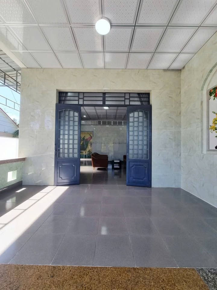 Nhà mặt tiền đường Huỳnh Tấn Phát, Bến Tre 208m² giá 1.7 tỷ - Chính chủ bán, thương lượng