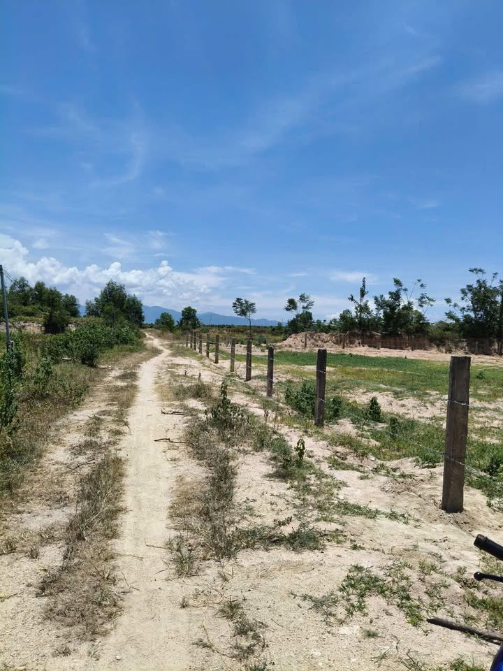 Đất Farm 1,8ha Hồng Liêm, Bình Thuận giá chỉ 6.48 tỷ - View hồ tuyệt đẹp!