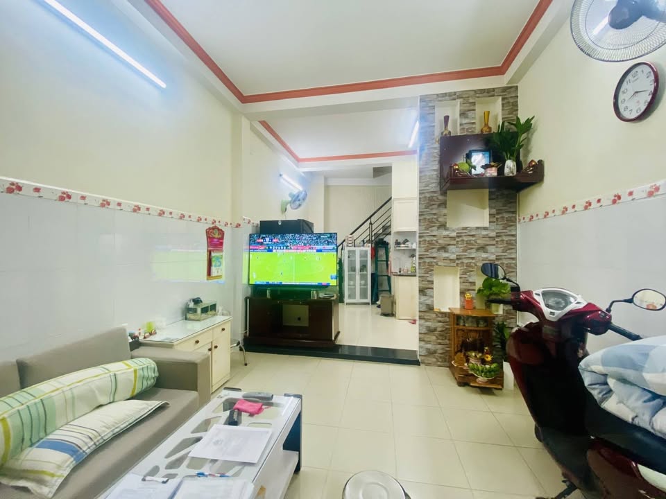 Nhà đẹp Phường 8, Gò Vấp 38m² giá 3.98 tỷ - Dọn vào ở ngay!