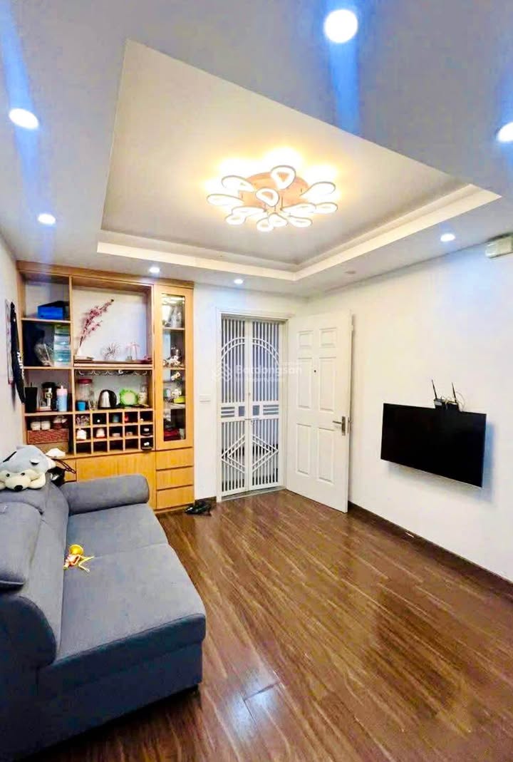 Căn hộ HHA Tân Tây Đô 62m² giá 3 tỷ - Nội thất đầy đủ, ban công Đông Bắc!