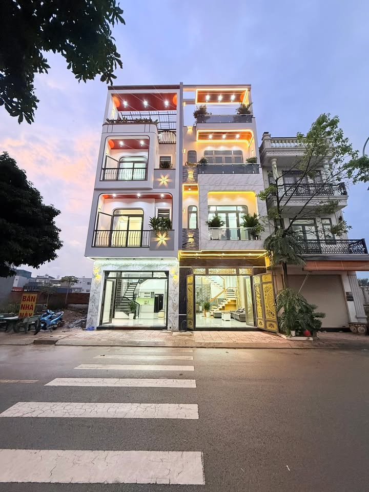 Nhà phố Vincom Dĩ An 60m² giá 4.8 tỷ - Thiết kế hiện đại, full nội thất!