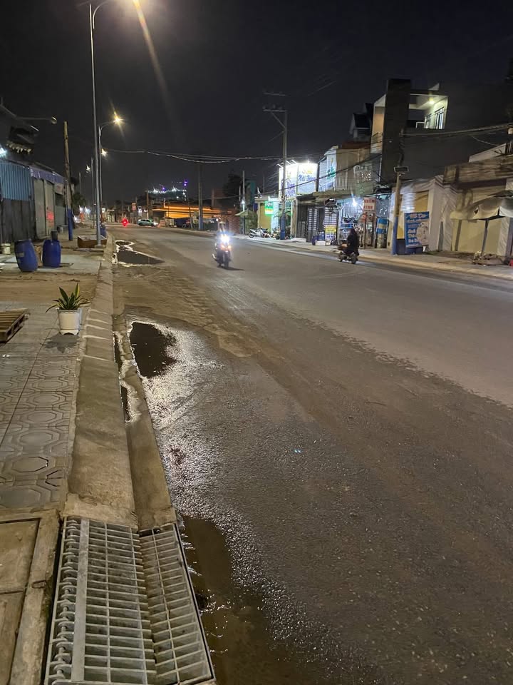 Nhà mặt tiền đường Nguyễn Thị Tươi, Dĩ An, 160m², giá 7.5 tỷ - Sổ hồng chính chủ!