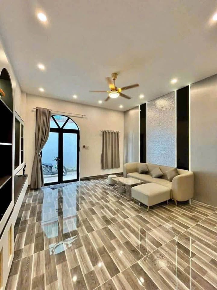 Nhà hẻm ô tô Lâm Quang Ký, Rạch Giá 43m² giá 1.76 tỷ - Phù hợp đầu tư thuê