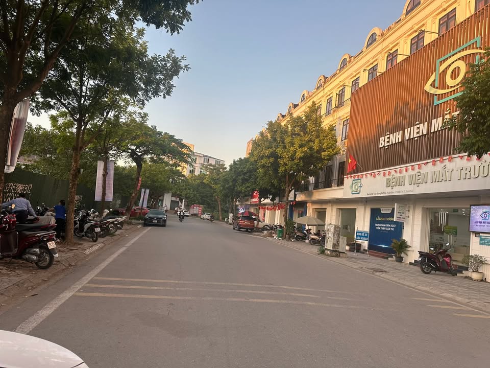 Nhà mặt phố Bà Triệu, Liên Bảo, Vĩnh Phúc 100m² giá chỉ 12 tỷ - Đầu tư sinh lời ngay!