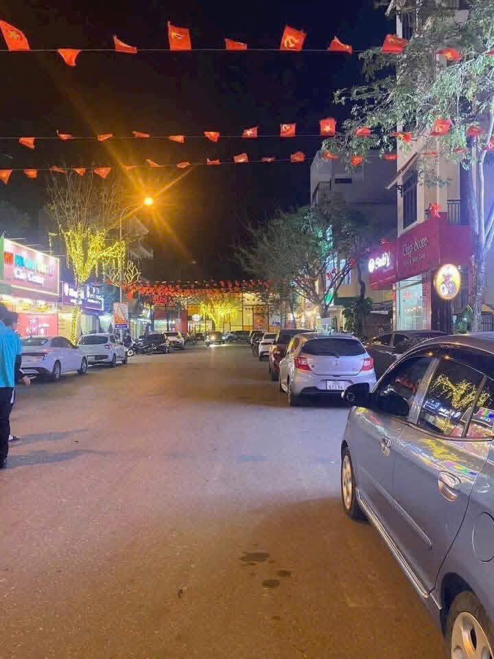 Đất nền Bà Triệu, Chu Văn An, 104m² giá 12 tỷ - Cơ hội đầu tư hiếm có!