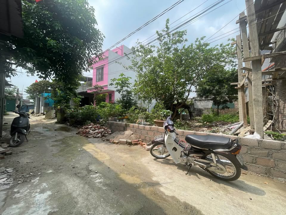 Đất thổ cư 122m² tại Đồi 3 Đông Phương Yên giá chỉ 3 tỷ - Cơ hội đầu tư hấp dẫn!