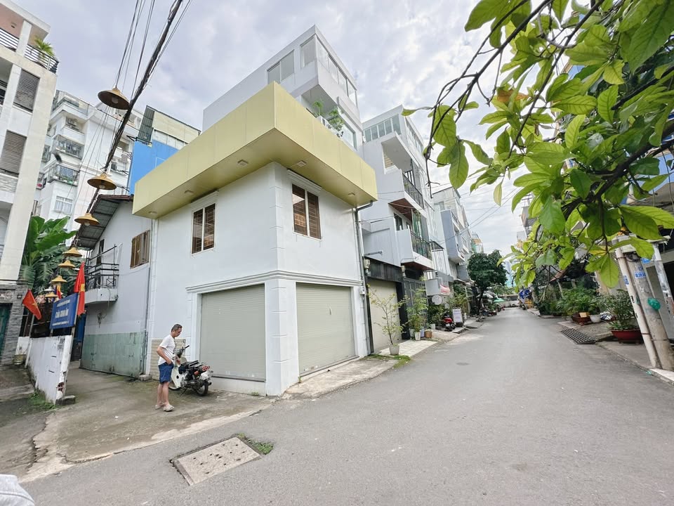 Nhà mặt tiền Trần Trọng Cung, quận 7 - Chỉ 10 triệu/tháng - Thích hợp kinh doanh mọi lĩnh vực!