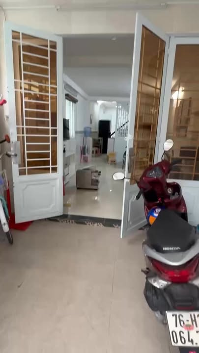 Nhà nguyên căn cho thuê tại Phường 26, Quận Bình Thạnh, 52m² - Nội thất đầy đủ, giá chỉ 14.5 triệu!