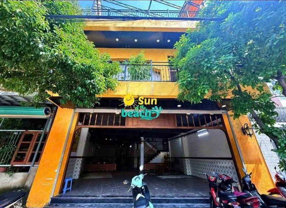 Nhà nguyên căn 3 tầng mặt tiền Lạc Long Quân, Nha Trang - Kinh doanh tự do 60 triệu/tháng!