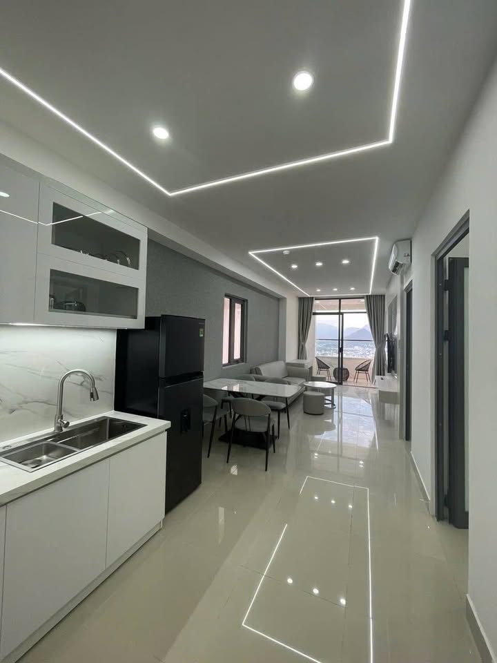 Căn hộ Napoleon Vĩnh Thọ 70m² giá 15 triệu - View biển tuyệt đẹp!