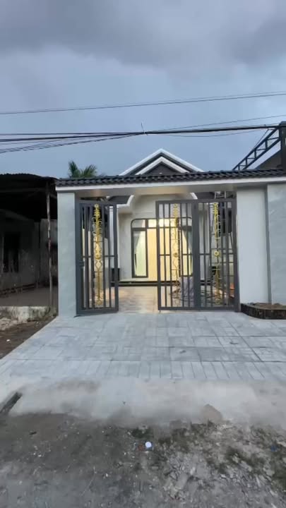 Nhà mới hoàn thiện Hẻm 23 Trần Phú, Hòa Thành 145m² giá 1.549 tỷ - Sẵn sàng vào ở!