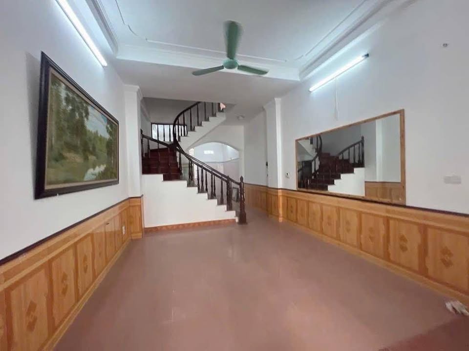 Nhà riêng Lê Đức Thọ 42m² giá 8 tỷ - Lô góc thoáng mát, ô tô đỗ cửa!