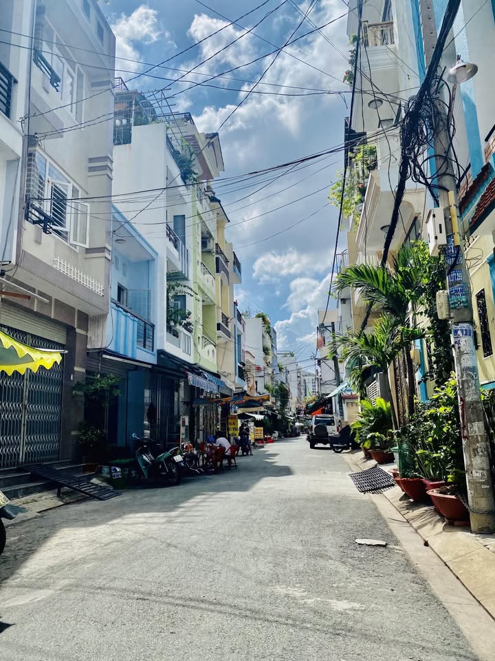 Nhà phố Lê Thúc Hoạch, Tân Phú 64m² giá 8 tỷ - Lợi nhuận cho thuê 20 triệu/tháng!