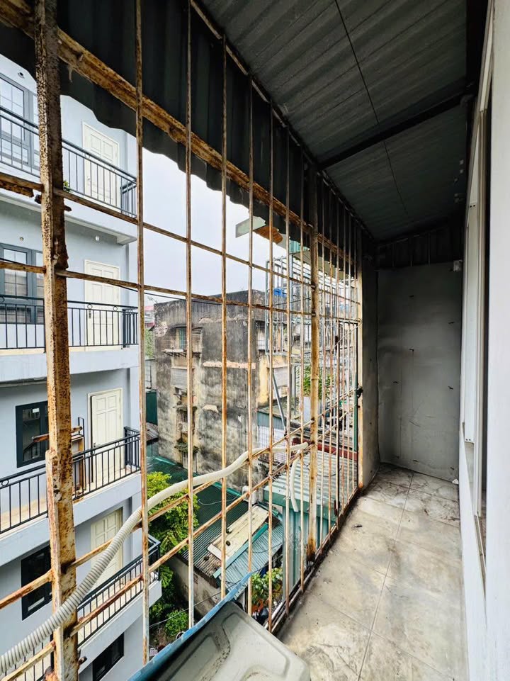 Căn hộ Nam Đồng Đống Đa 55m² giá thỏa thuận - Nhà nguyên bản, sổ đỏ chính chủ!