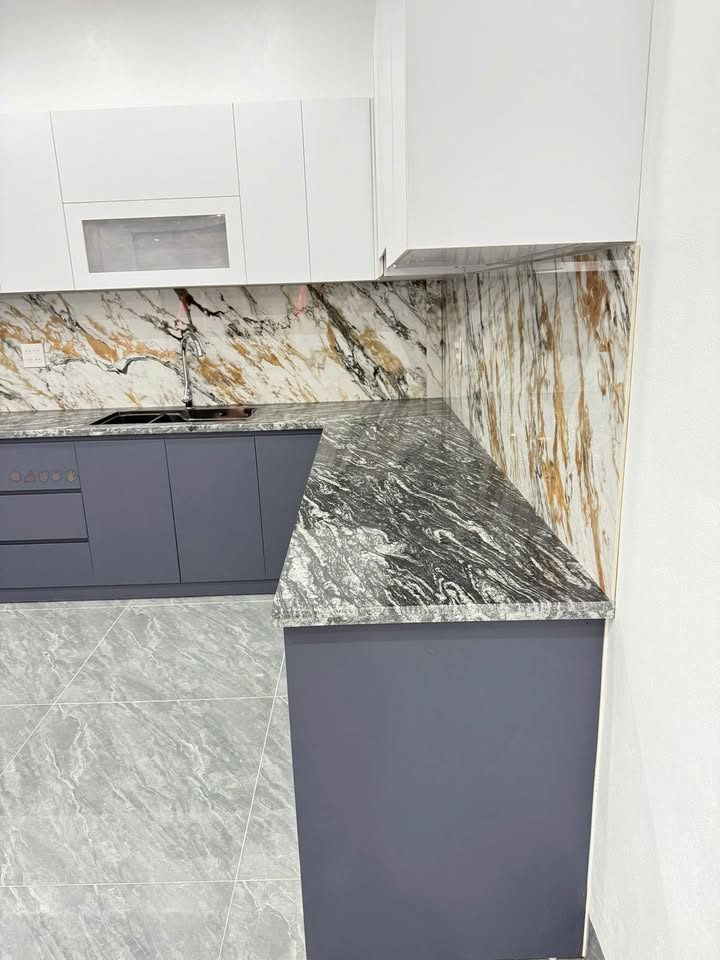 Nhà 3 Tầng Hai Mặt Tiền Phùng Khắc Khoan 93.5m² giá 2.5 tỷ - Thiết kế hiện đại, vị trí đắc địa!