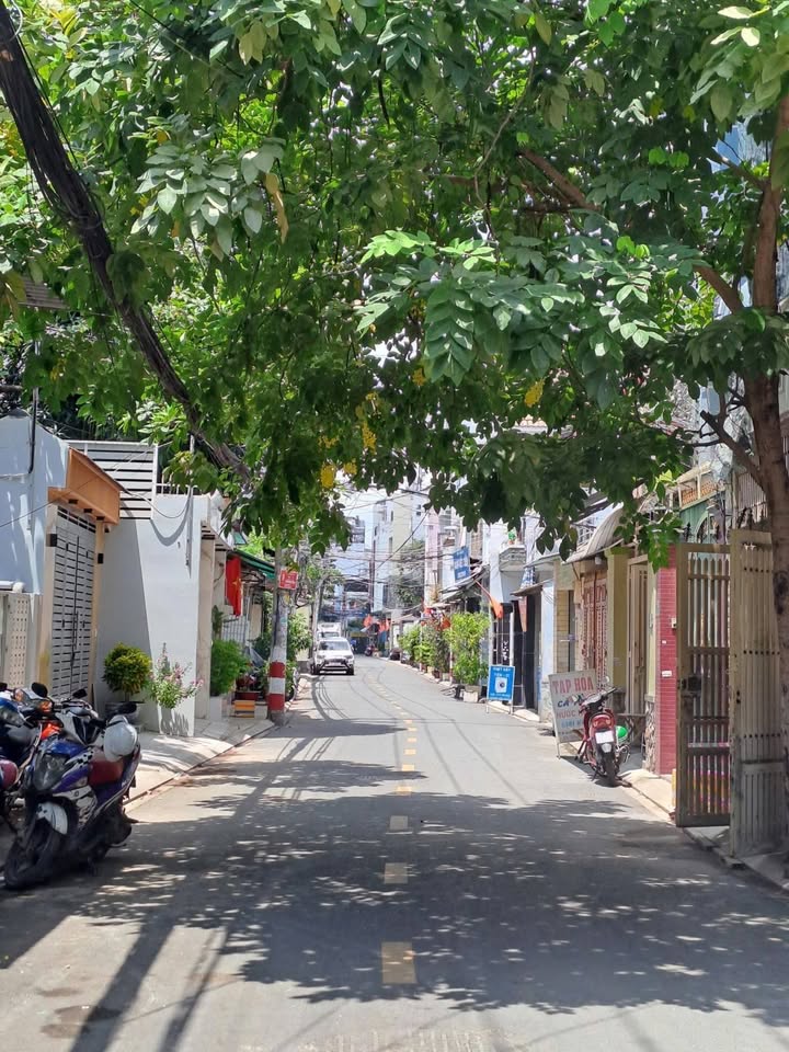 Nhà mặt tiền Cao Văn Ngọc, Tân Phú 65m² giá 7.5 tỷ - Căn góc 2 mặt thoáng hiếm có!