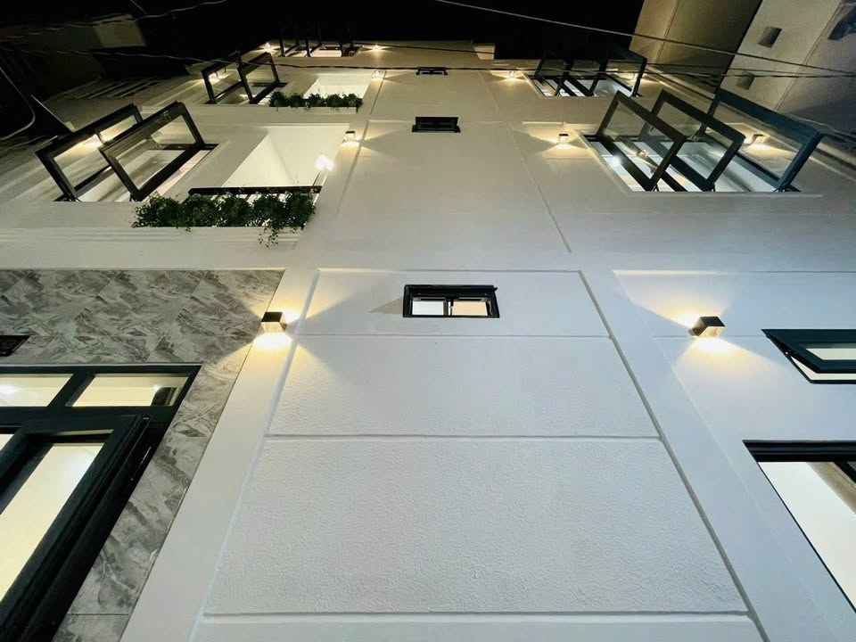 Nhà phố 4 tầng Hoàng Hoa Thám, Phú Nhuận 36m² giá 6.35 tỷ - Full nội thất sang trọng!