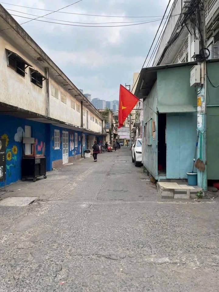 Nhà phố mới xây 3 tầng tại Ngô Tất Tố, Bình Thạnh 31.5m² giá 5.95 tỷ - Vị trí đắc địa thuận tiện!