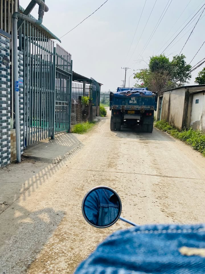 Nhà gác lửng ấp Phước Tú, Bến Lức 113m² giá 1,7 tỷ - Dọn vào ở ngay!