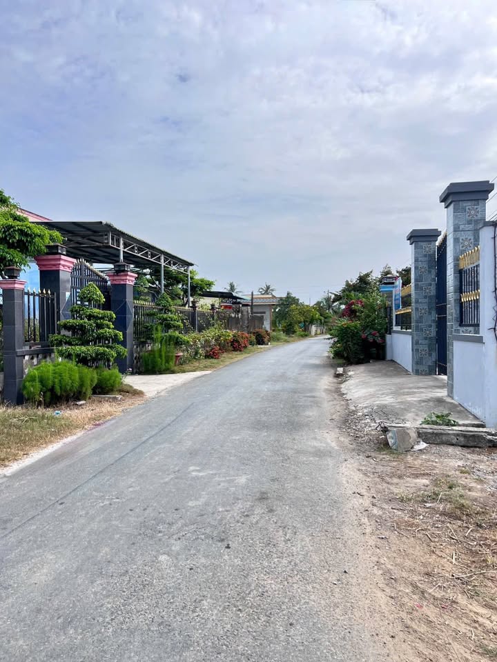 Đất nền mặt tiền đường Mỹ Bình, xã Nhựt Chánh, 200m² giá 1.35 tỷ - Cơ hội vàng cho các nhà đầu tư!