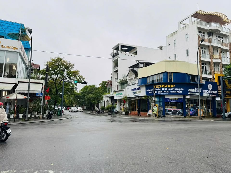 Nhà mặt tiền Trường Chinh, Huế 100m² giá 13 tỷ - Đang kinh doanh sinh lời!