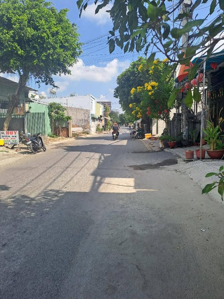 Đất Thạnh Lộc 41 Quận 12, 55m² giá 1,5 tỷ - Lô góc 2 mặt hẻm cực hiếm!